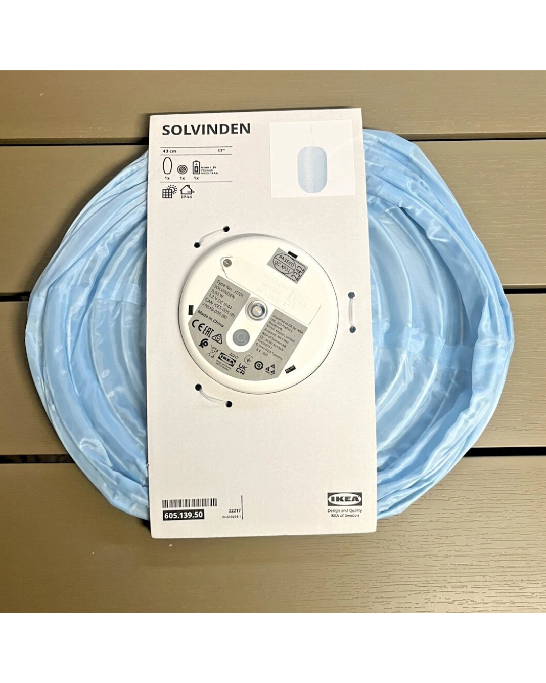 SOLVINDEN LED Solar-Powered Pendant Lamp, Outdoor/Oval Light Blue 17", 43cm